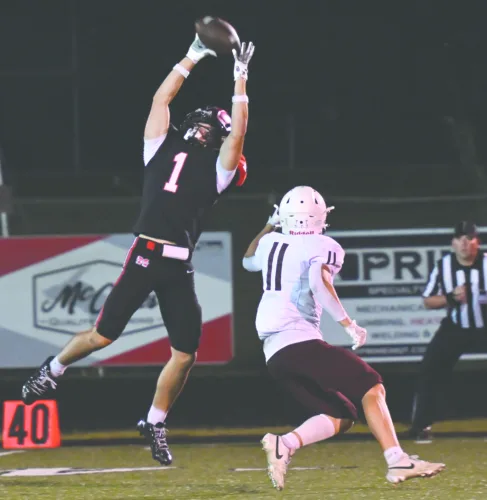 Rising Sentinels, Flivvers square off to end regular season